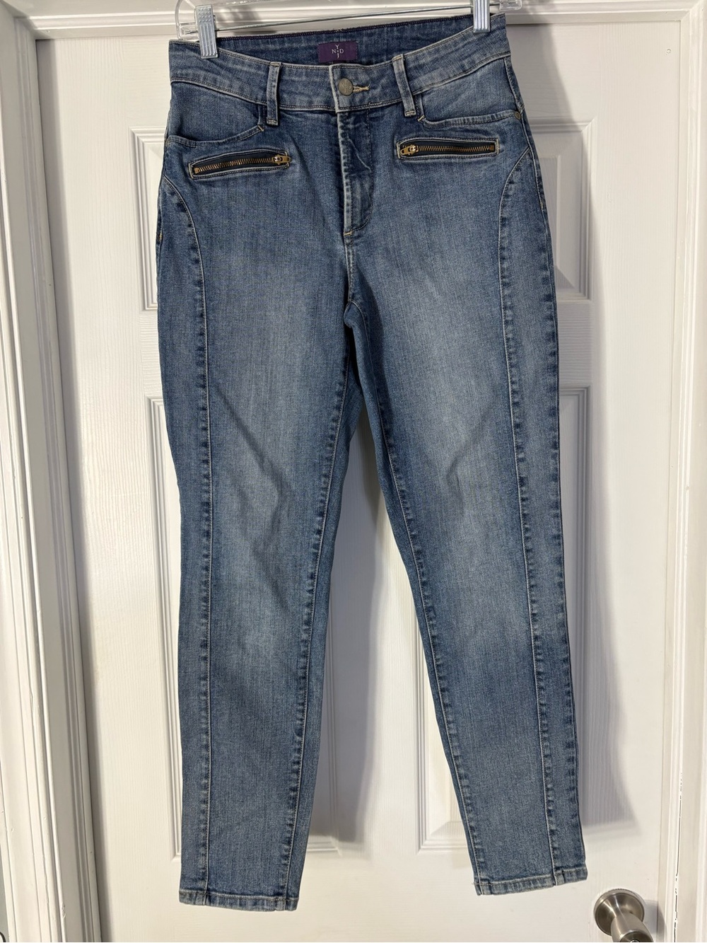 NYDJ Light Blue Skinny Jeans with Zip Pockets